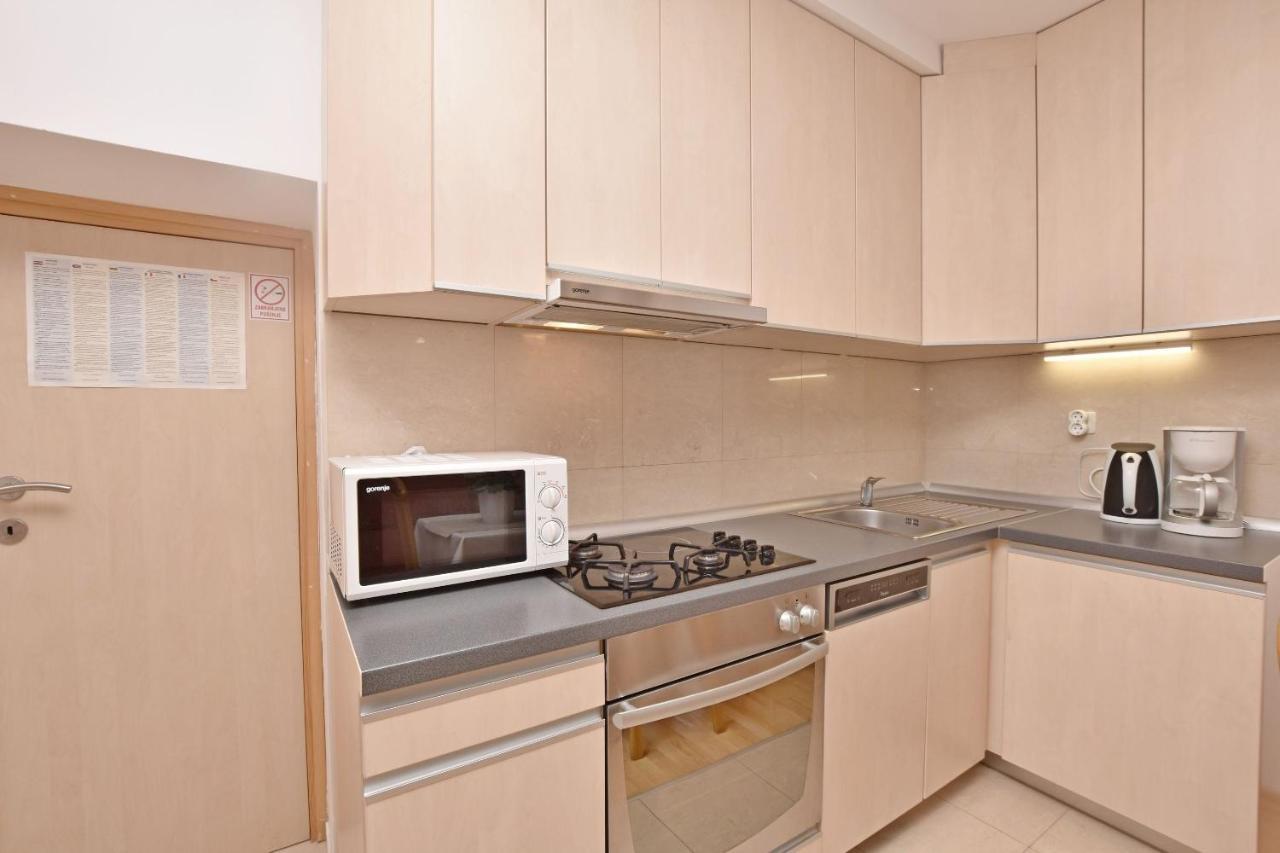 Apartment Mate Omis Exterior photo
