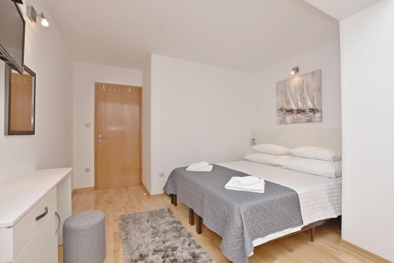 Apartment Mate Omis Exterior photo